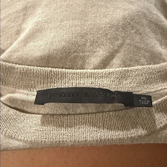 JENNI KAYNE classic quiet luxury merino wool lightweight tan sweater XL - Picture 2 of 4